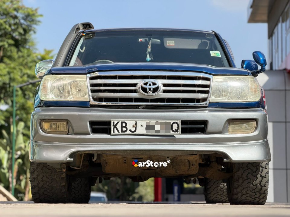 2005 Toyota Landcruiser 100 Series for sale in Kenya - Front View