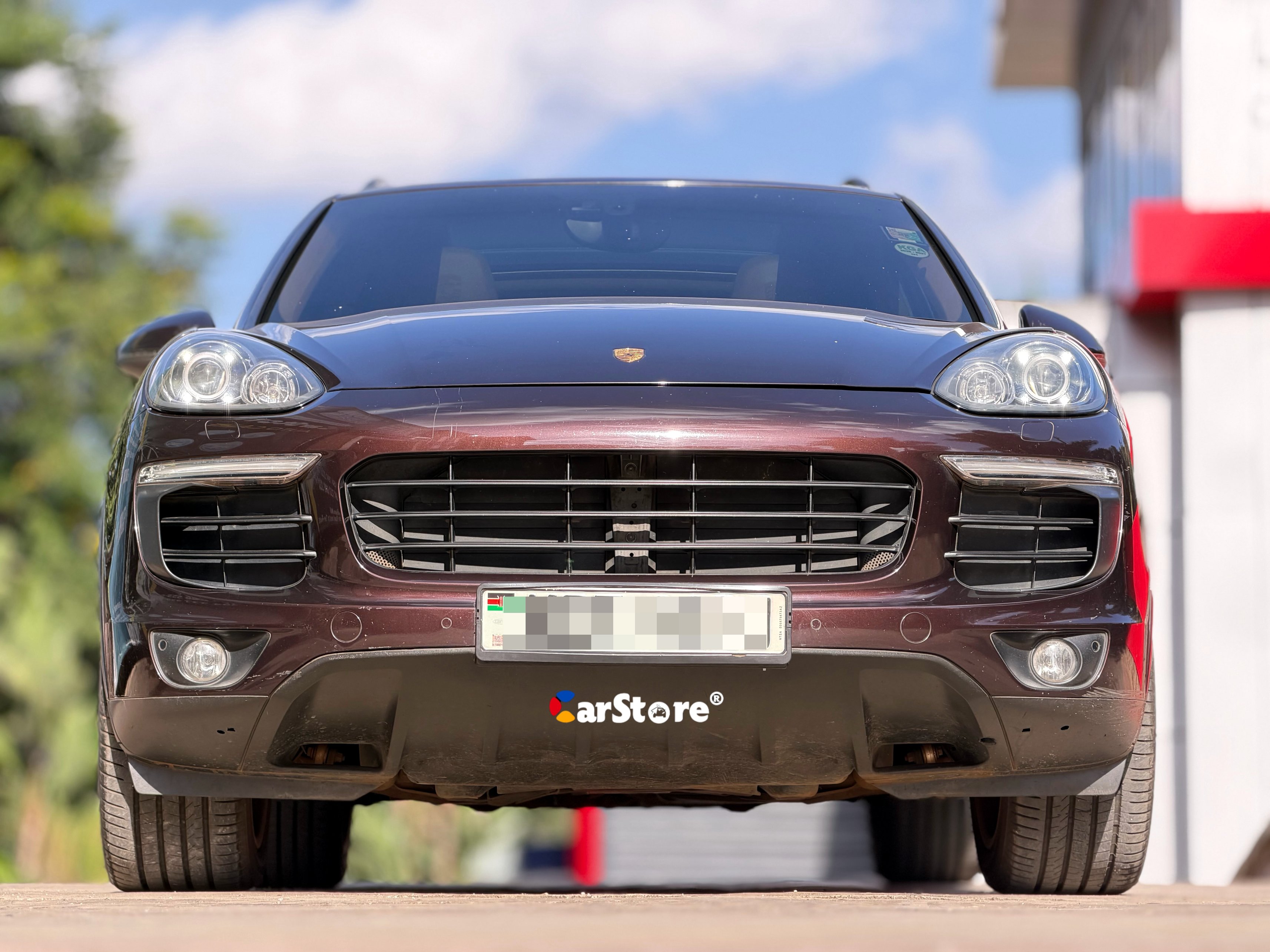 2016 Porsche Cayenne Platinum Edition for sale in Kenya - Front View